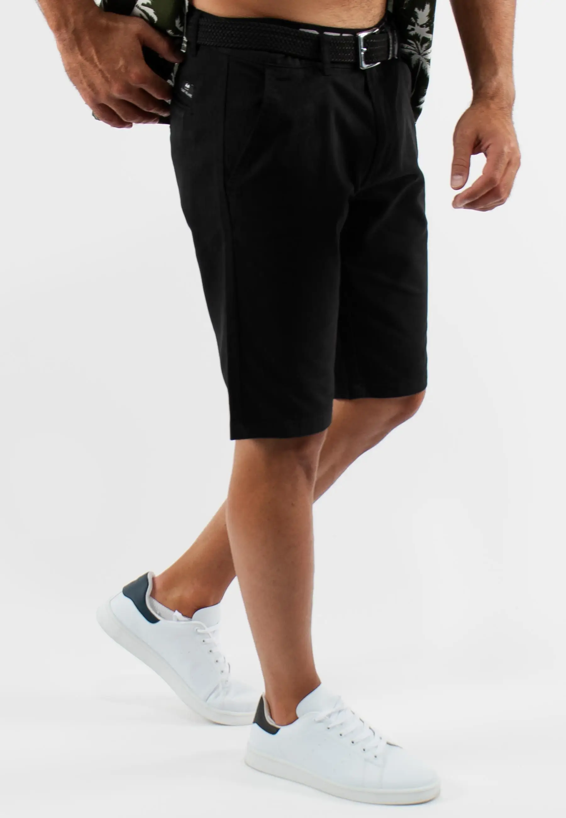 Short unicolore noir