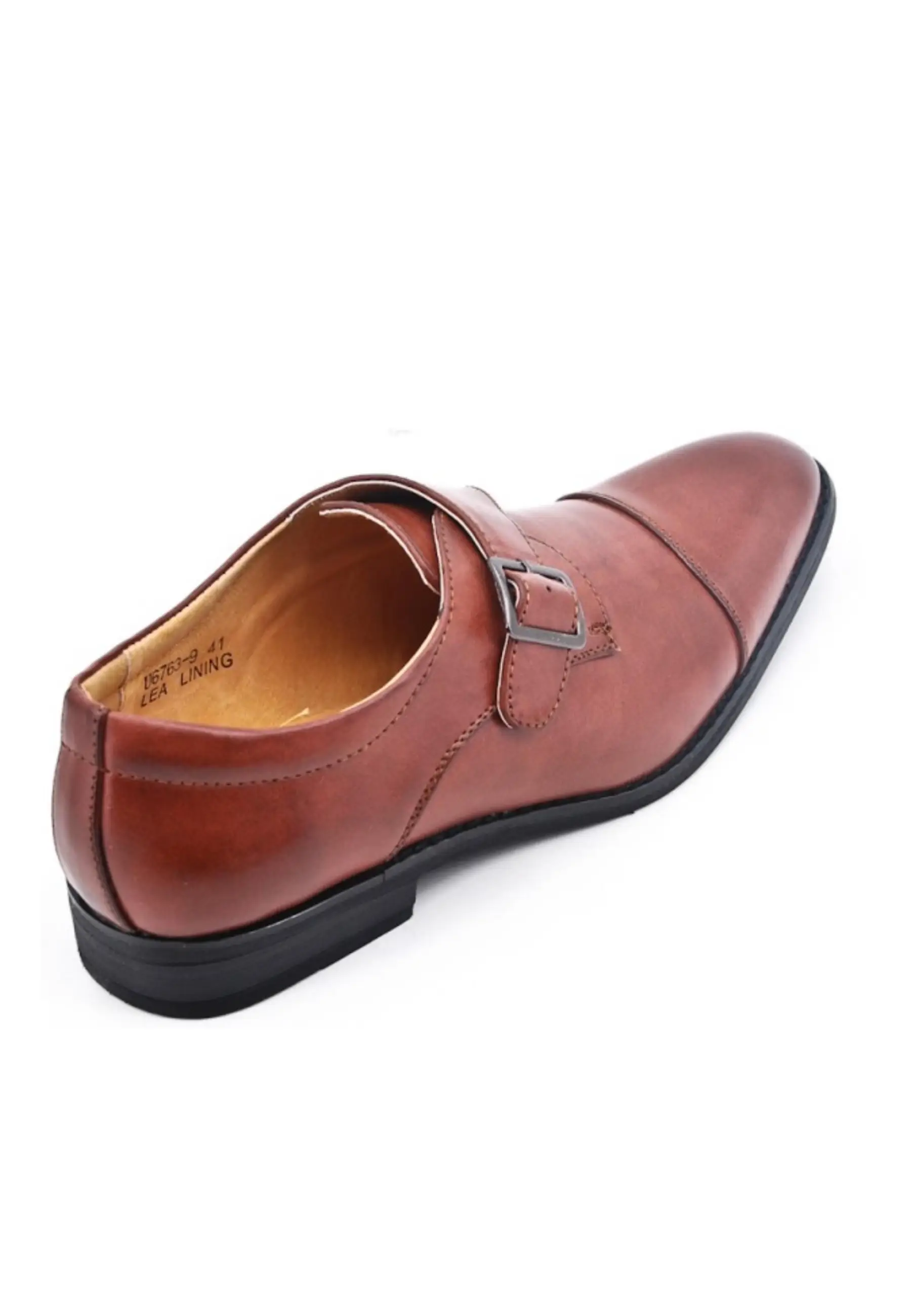Derby en simili cuir avec boucle cognac brillant