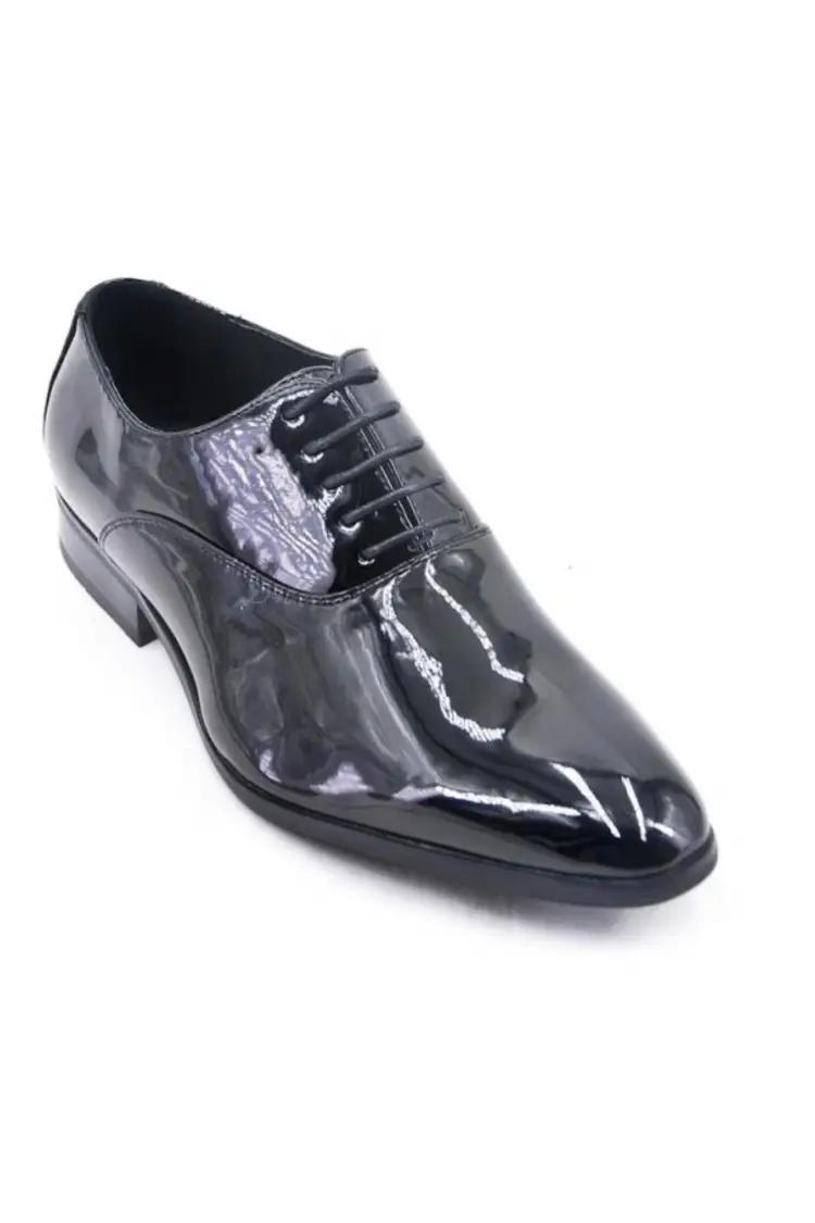 Derby vernis noir