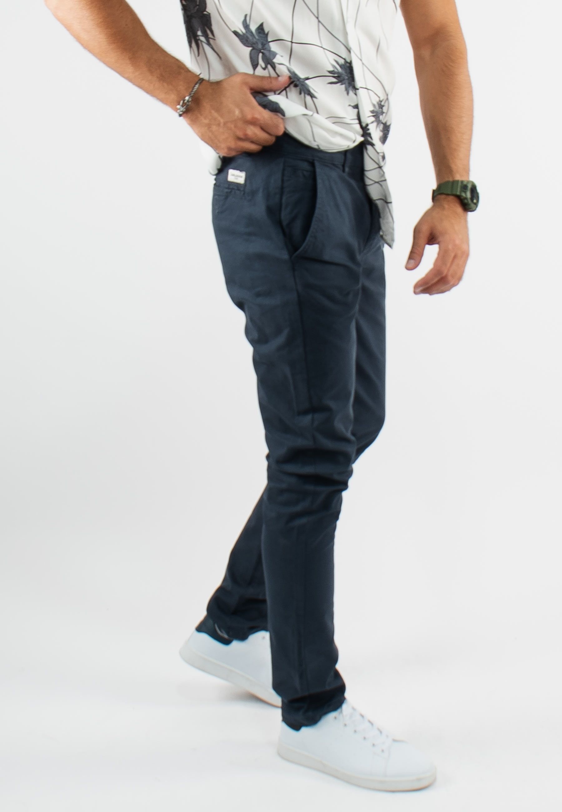 Pantalon chino classique navy