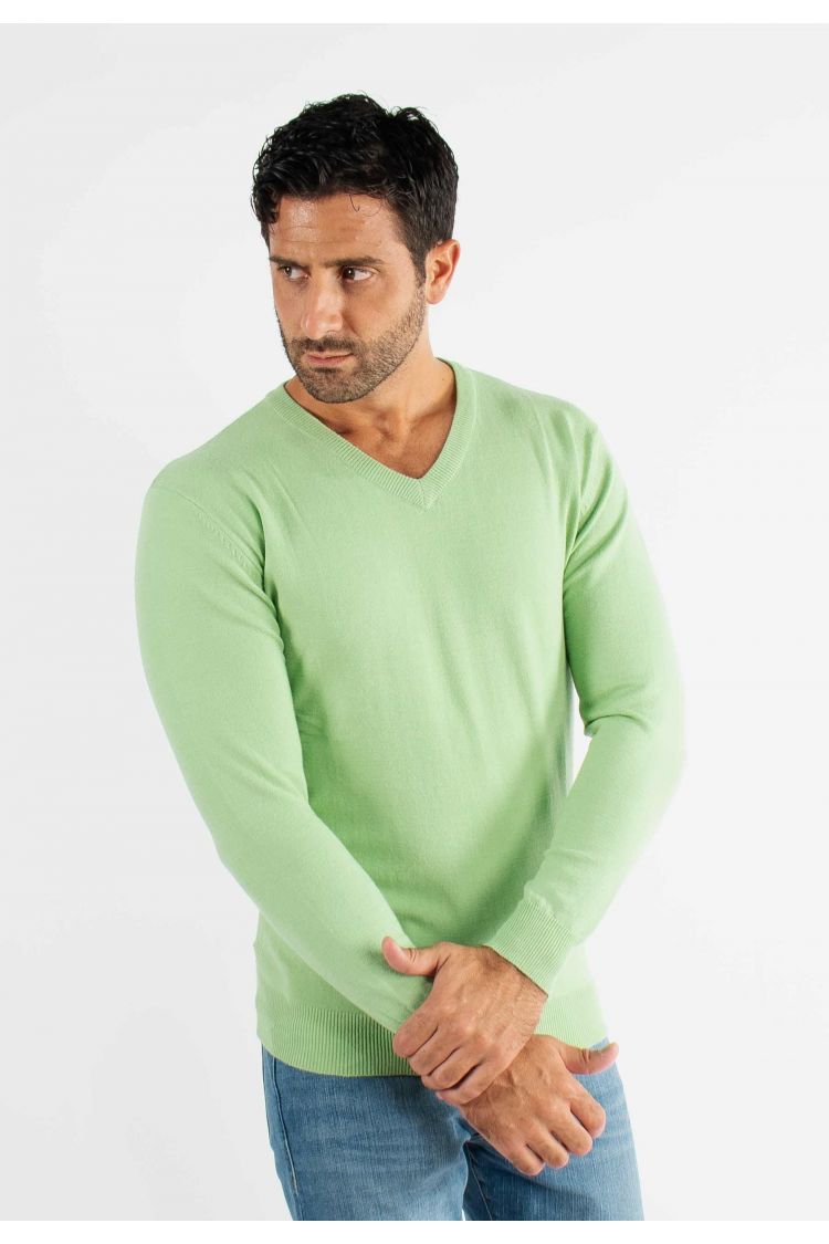 Pull col V vert en cashemere unicolore