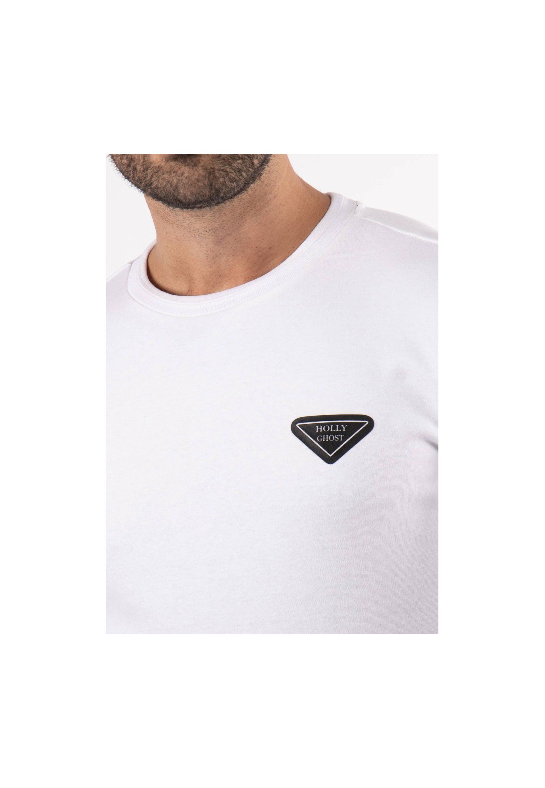 T-shirt blanc avec triangle noir sur poitrine et inscription hollyghost