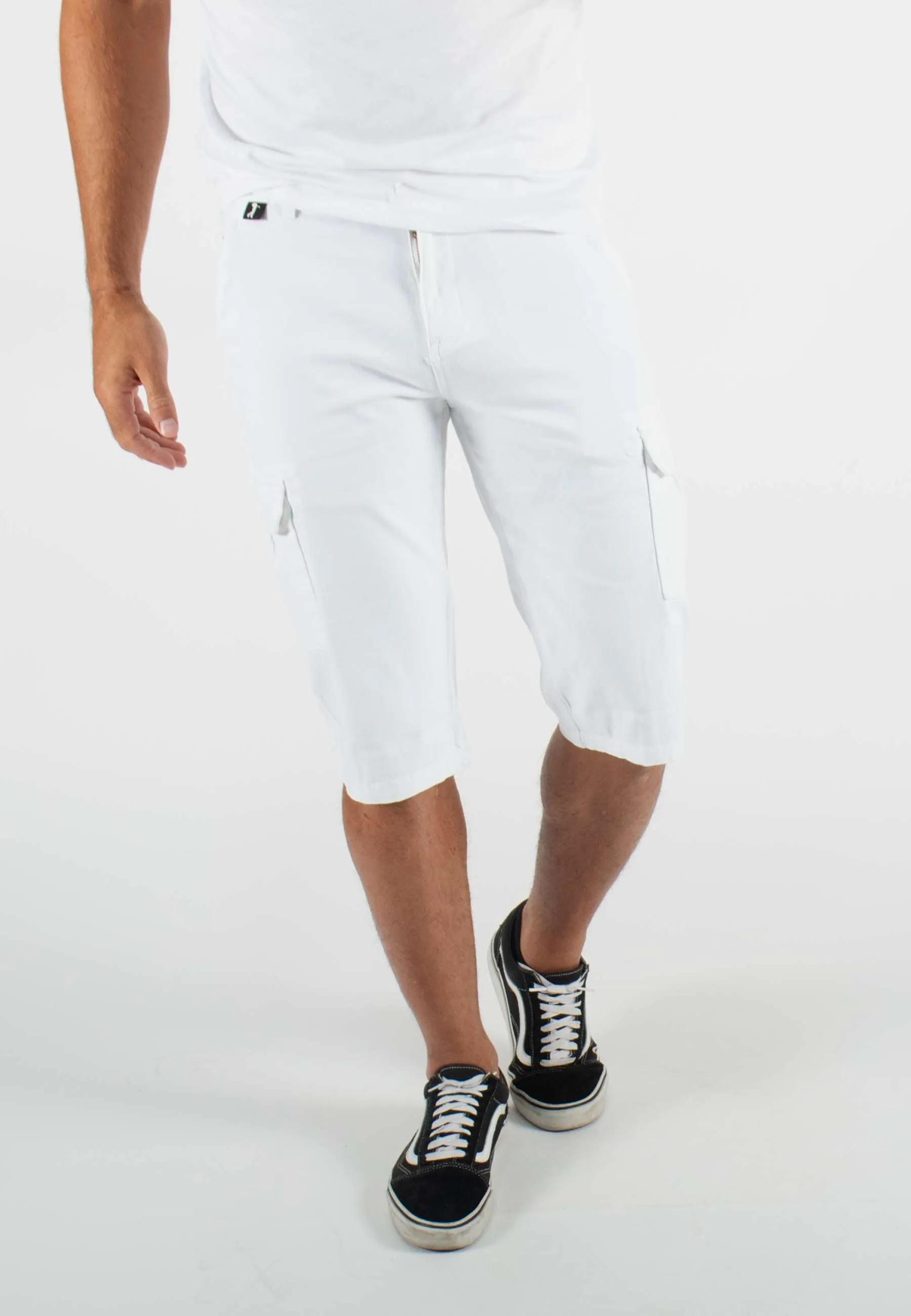 Short cargo mi-long blanc