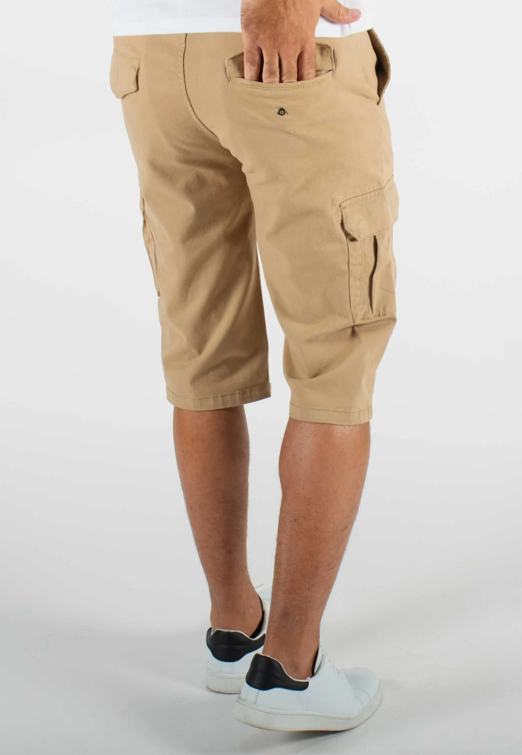 Short cargo mi-long camel