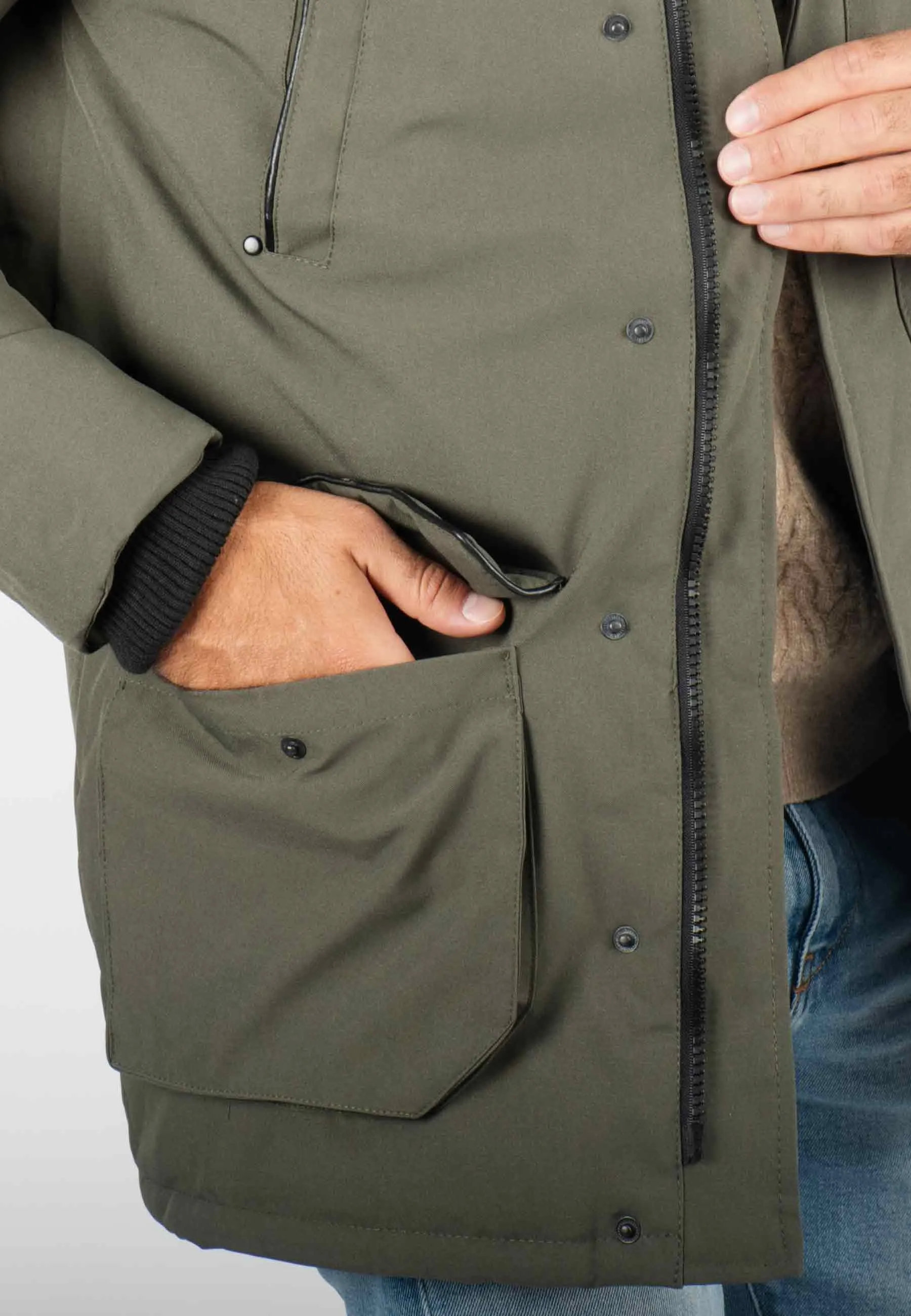 Parka Homme Hiver Vert Kaki avec Capuche Fourrée – Protection Optimale Contre le Froid