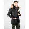 Parka noire ultra-fonctionnelle avec capuche fourrée