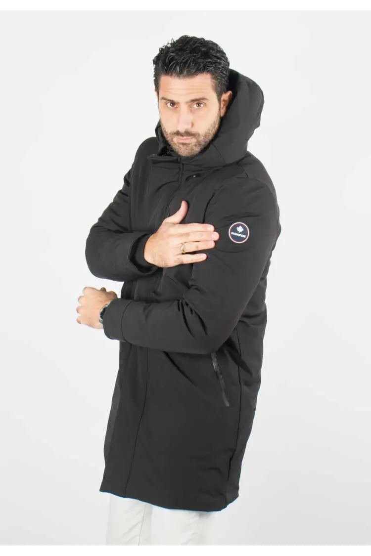 Doudoune noire à capuche