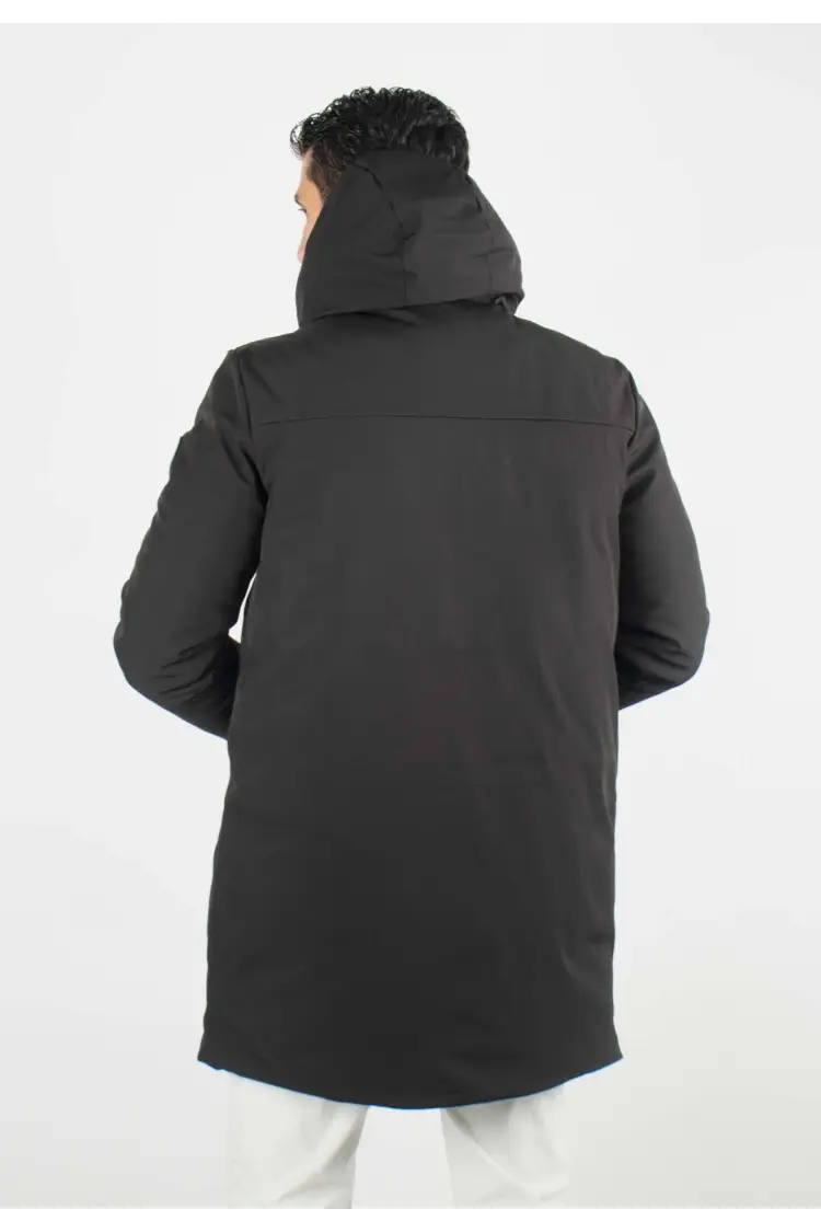 Doudoune noire à capuche