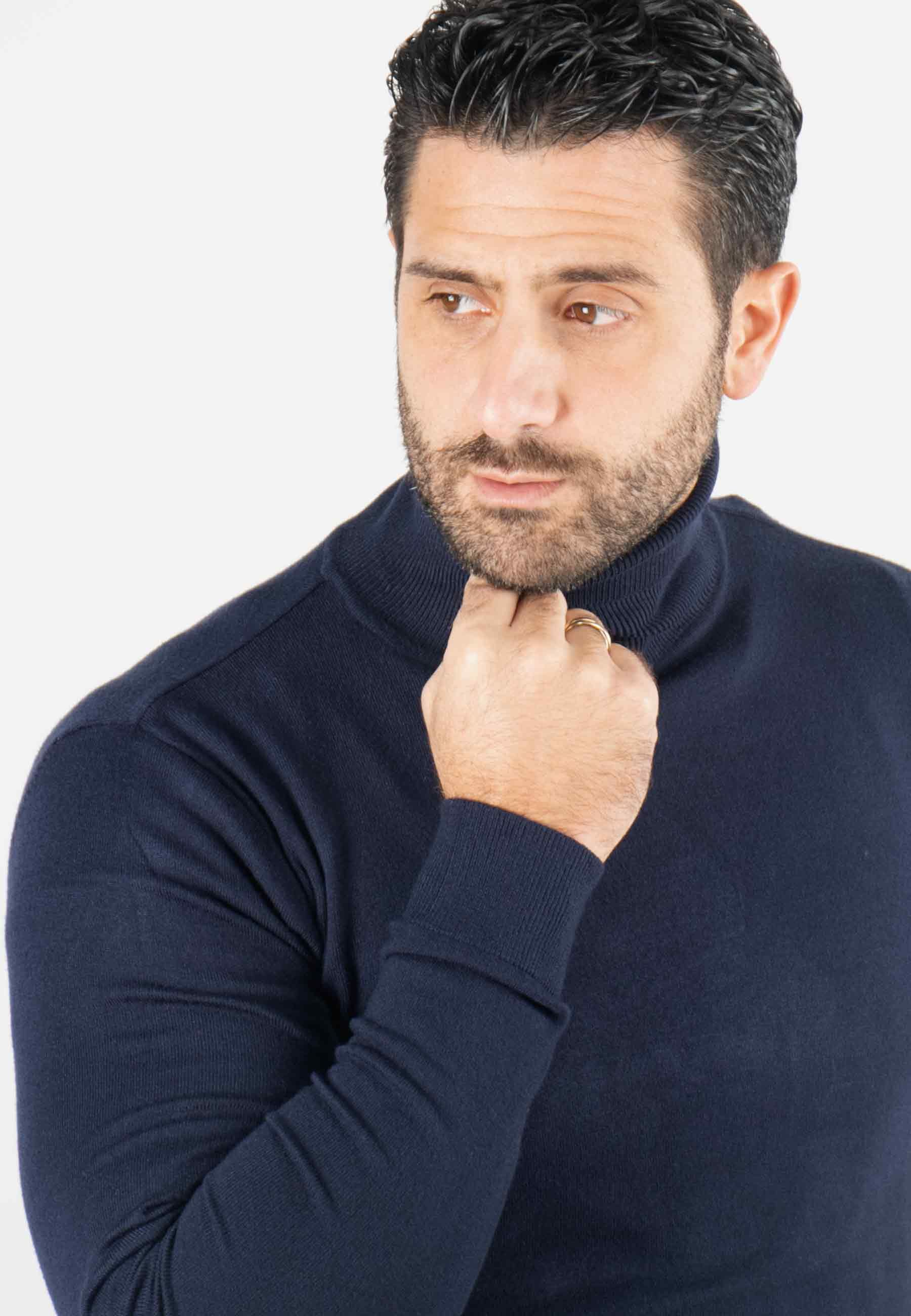 Pull homme col roulé navy - Touché cachemire