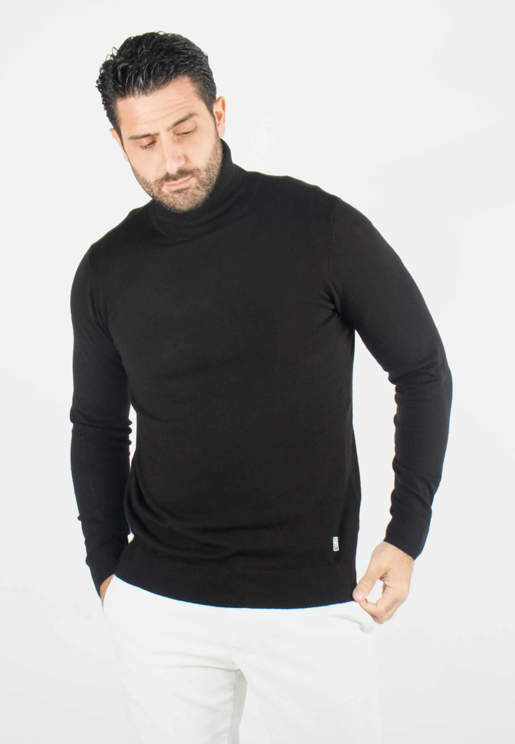 Pull homme col roulé noir - Touché cachemire