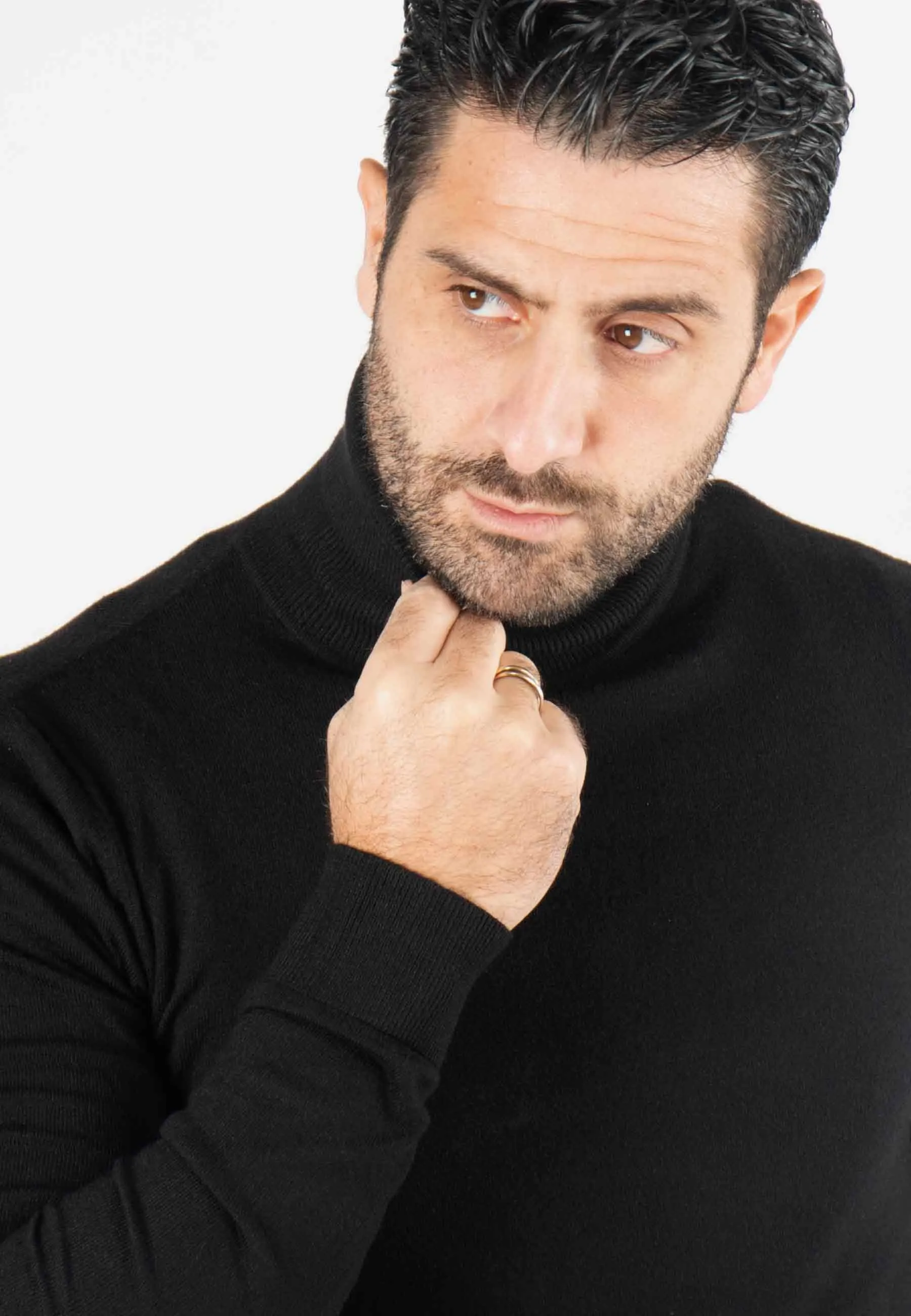 Pull homme col roulé noir - Touché cachemire