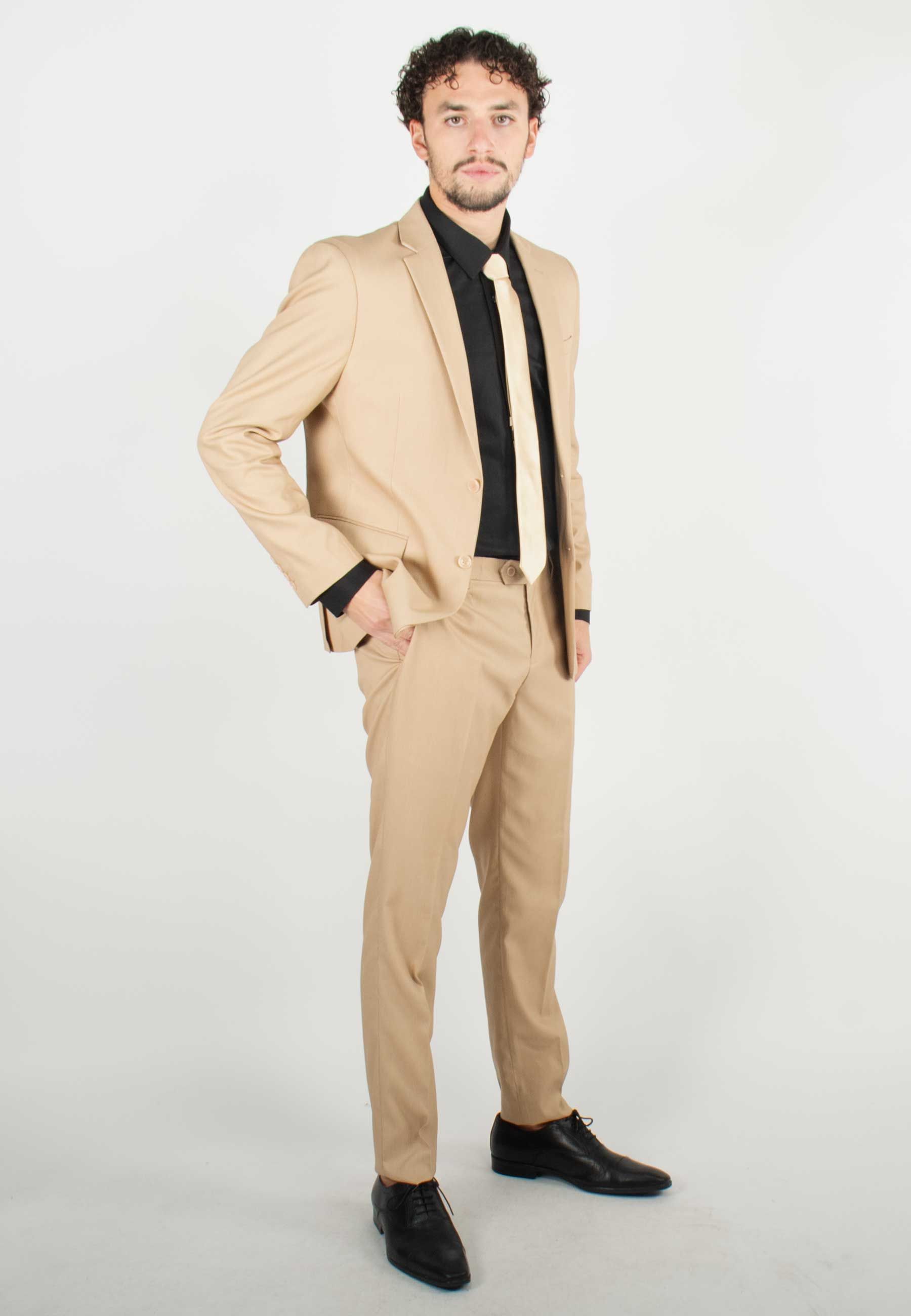 Costume homme beige moderne