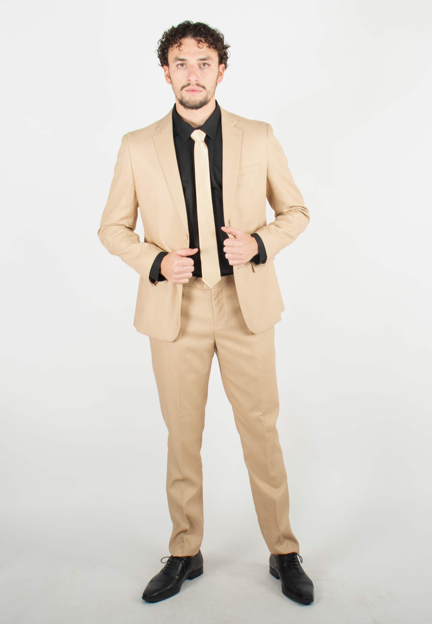 Costume homme beige moderne