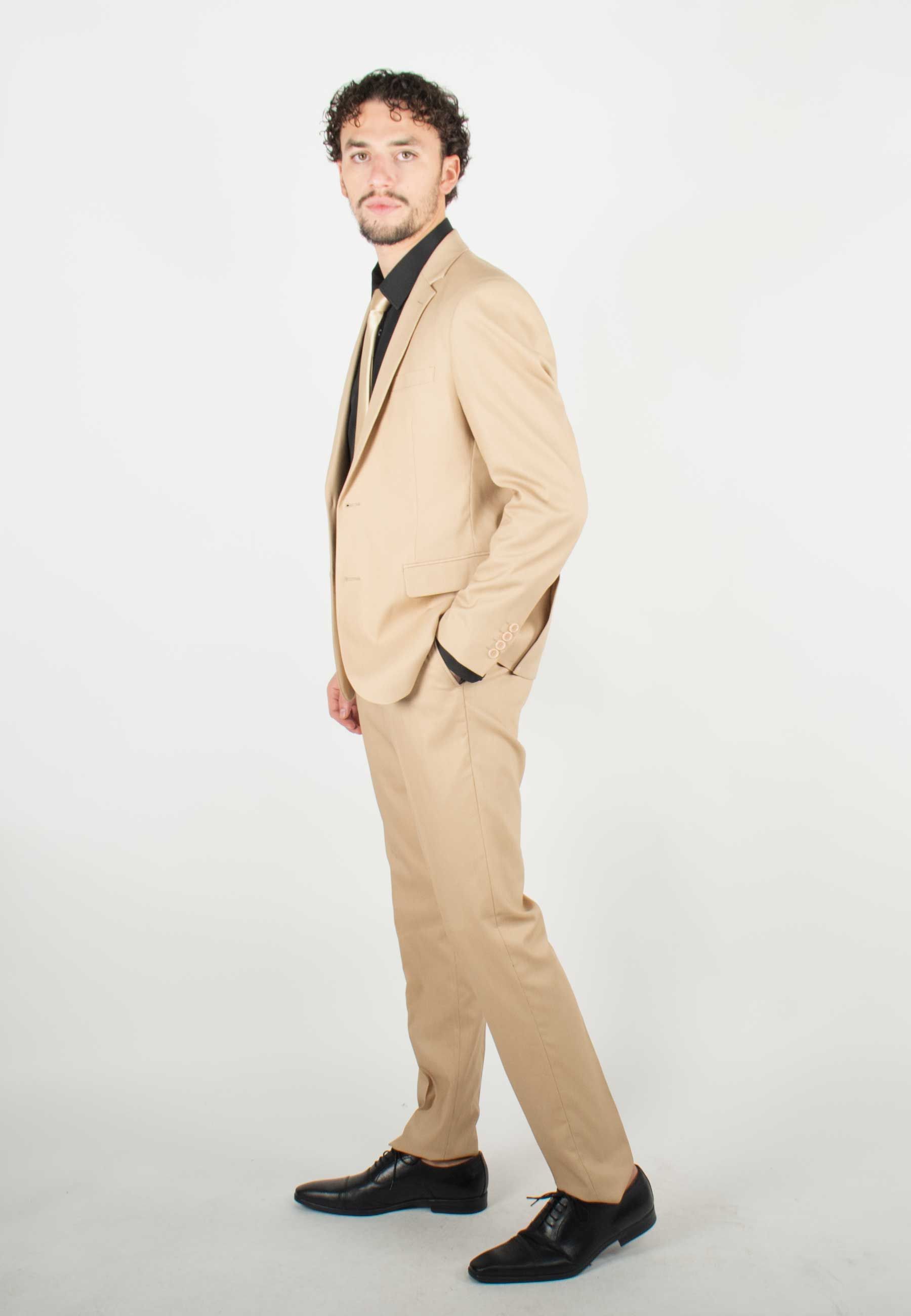 Costume homme beige moderne