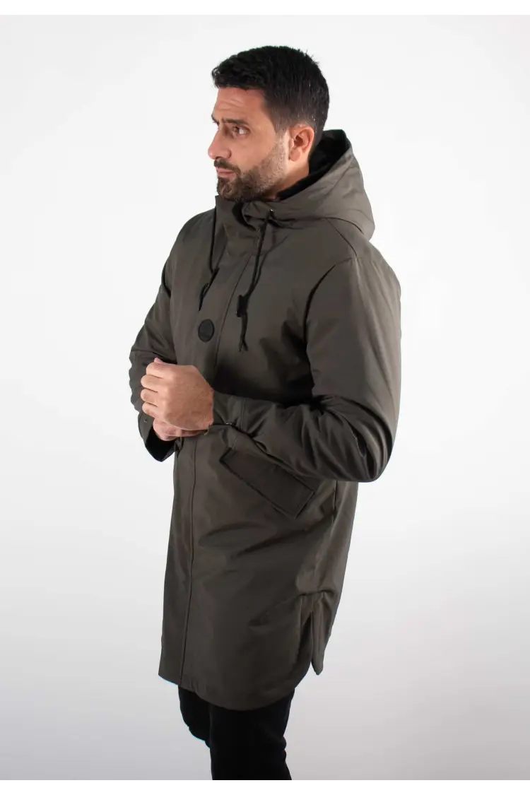 Parka Mi-Longue Homme Mazalito – Kaki, Minimaliste et Moderne