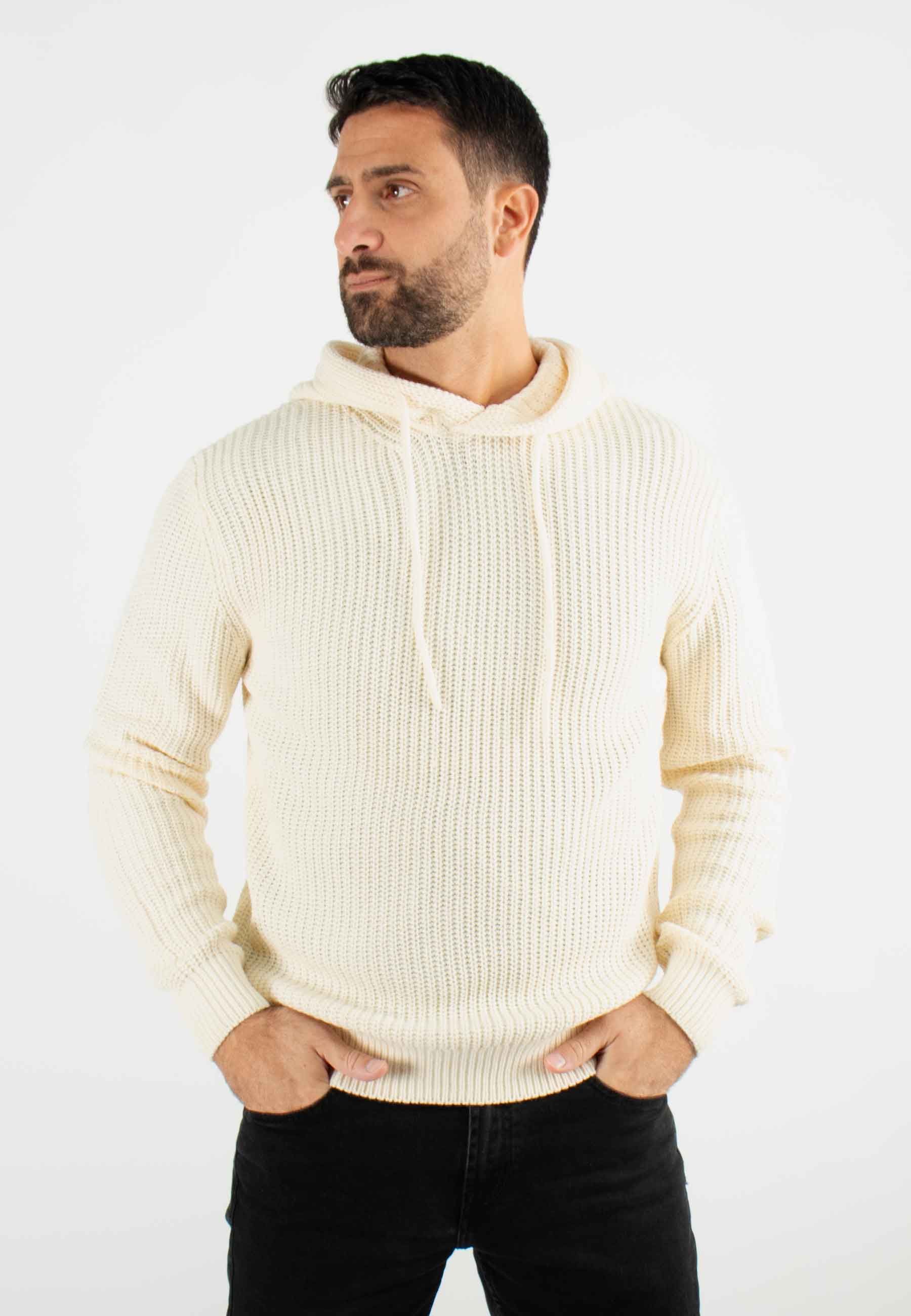 Pull à capuche en maille épaisse écru