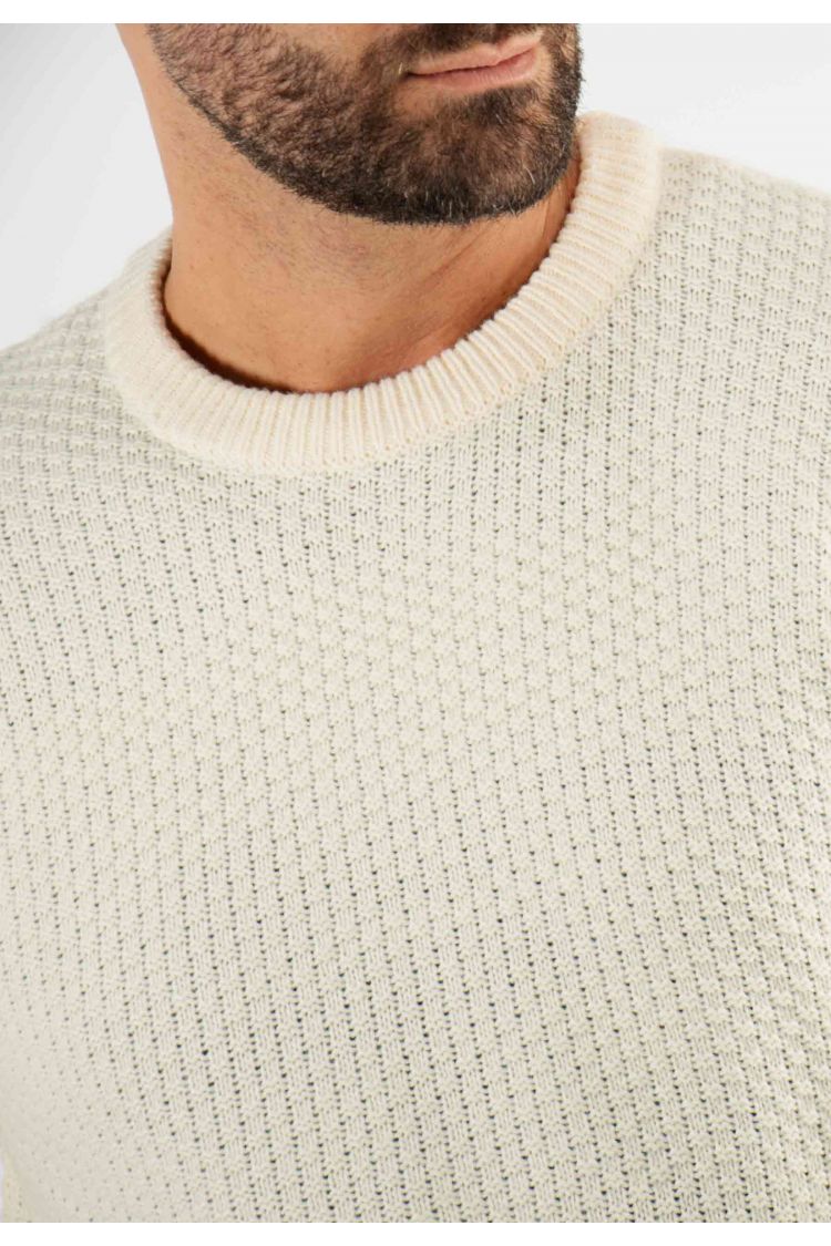 Pull torsadé col rond écru