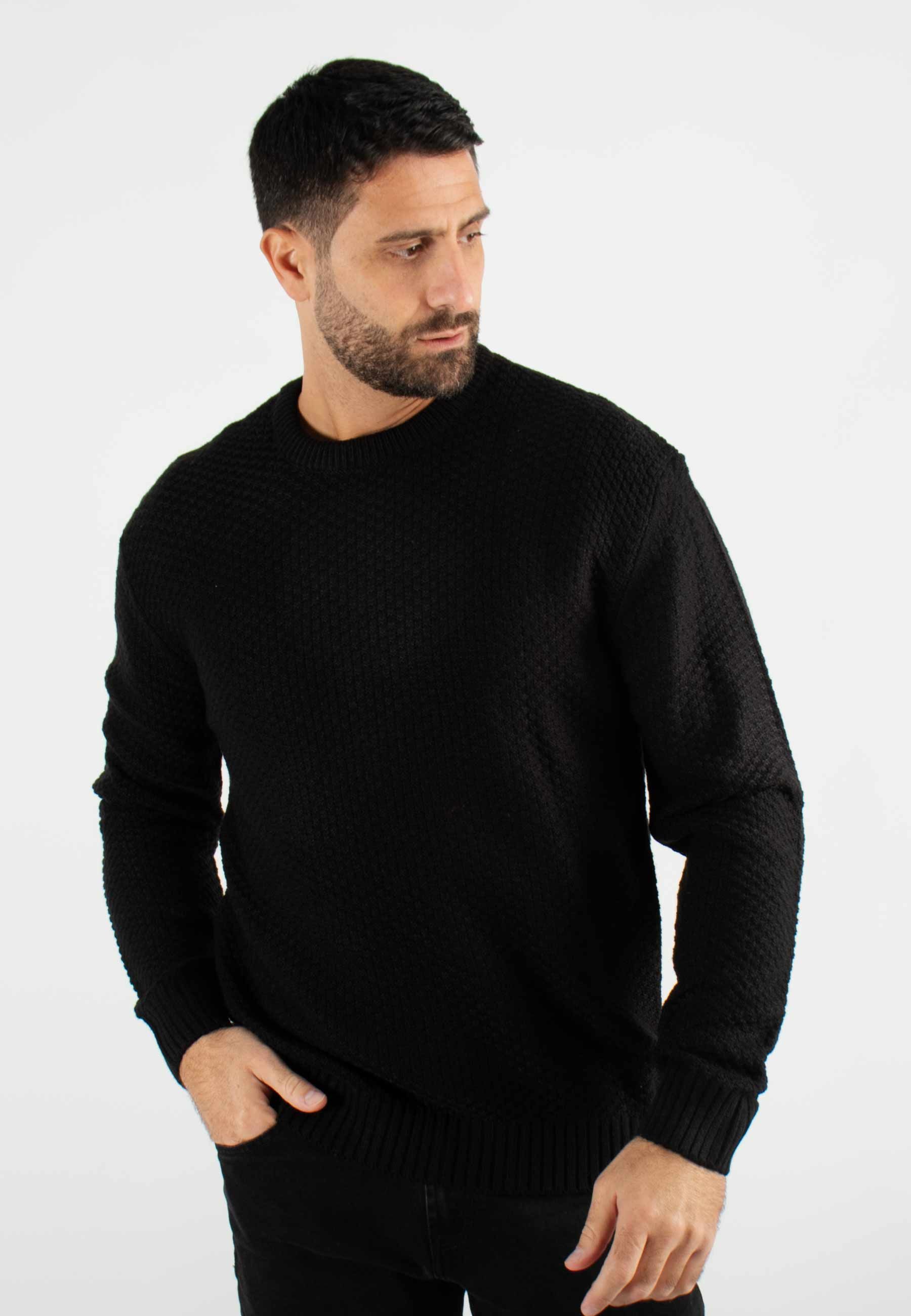 Pull torsadé col rond noir