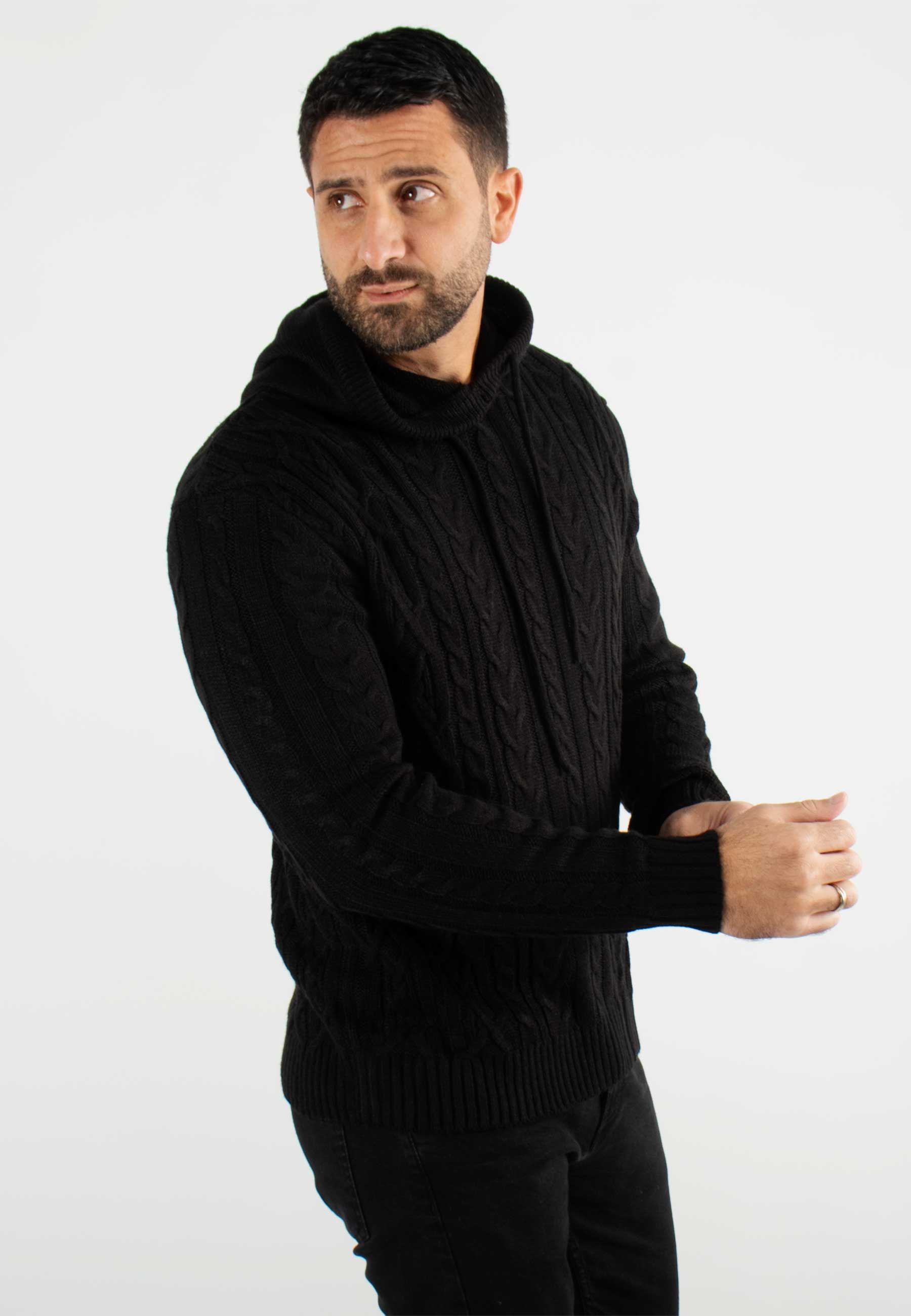 Pull torsadé avec capuche noir