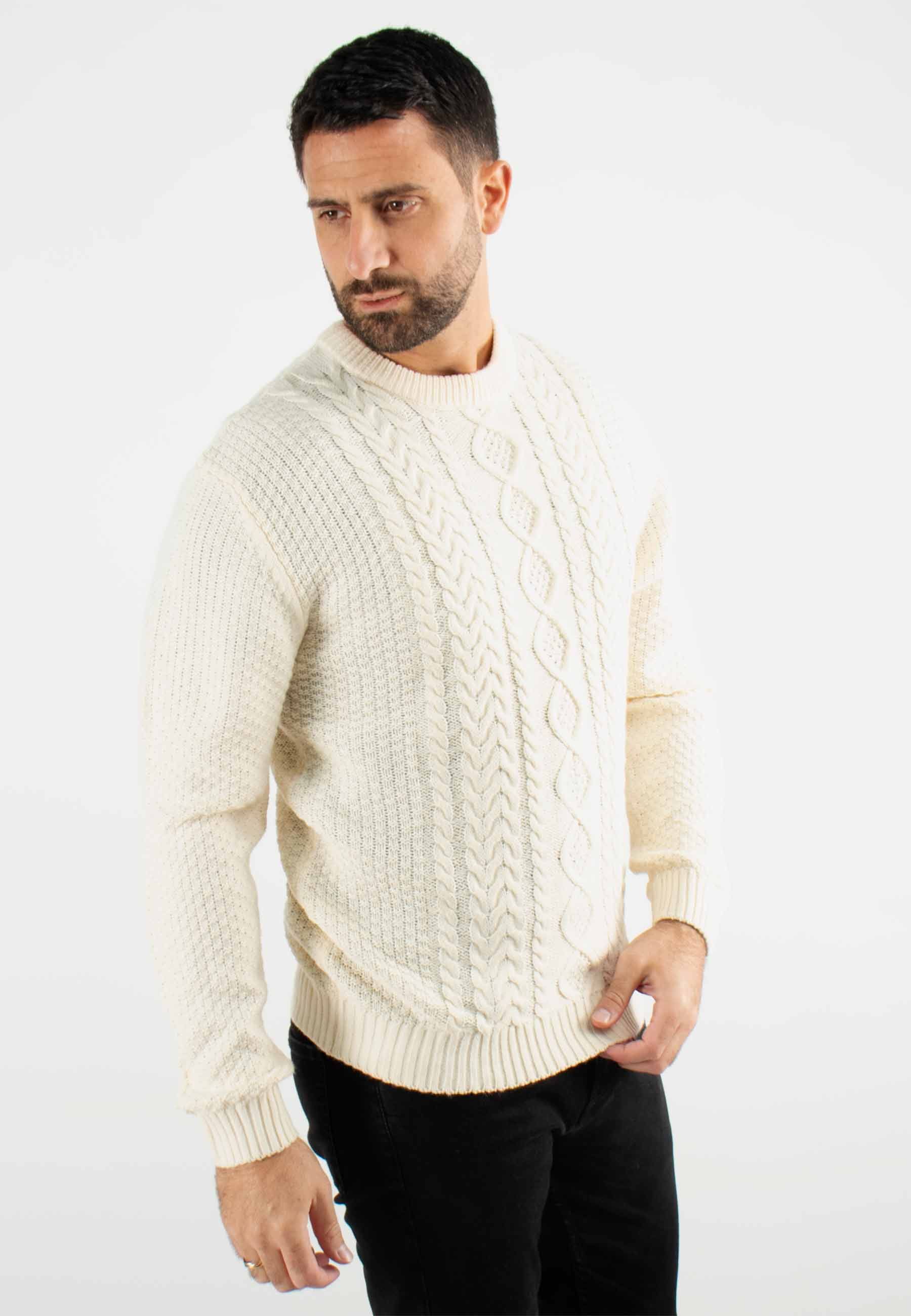 Pull torsadé col rond écru