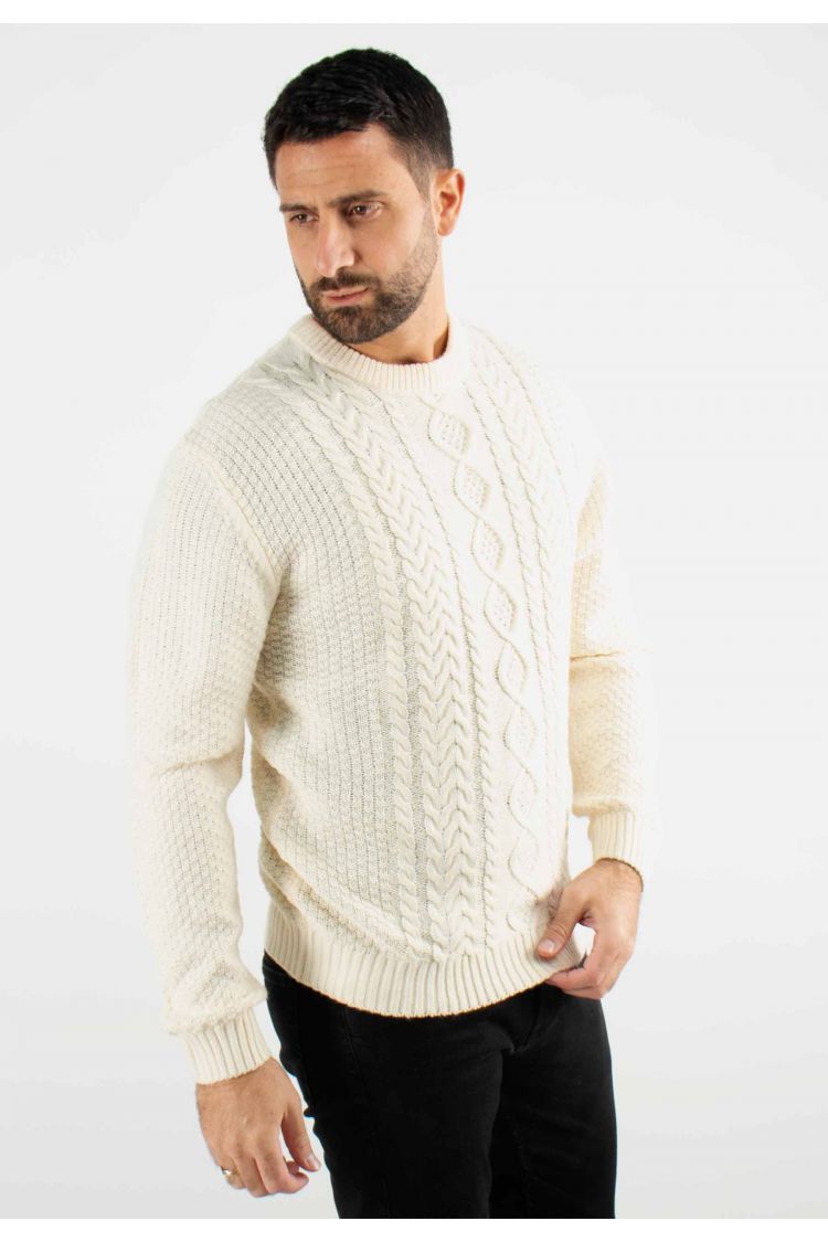 Pull torsadé col rond écru