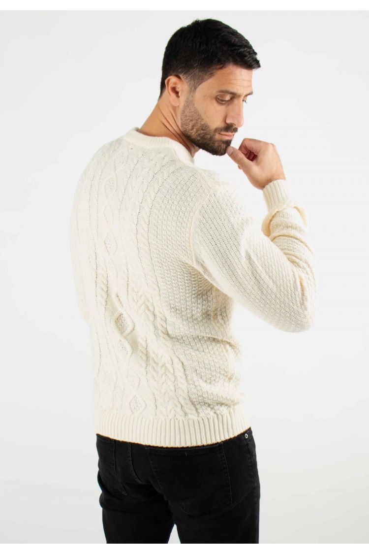 Pull torsadé col rond écru