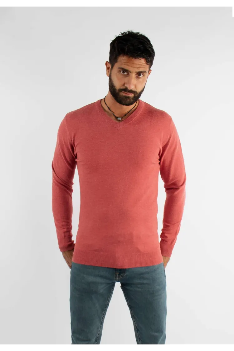 Pull rouge vintage touch cashemere avec col V