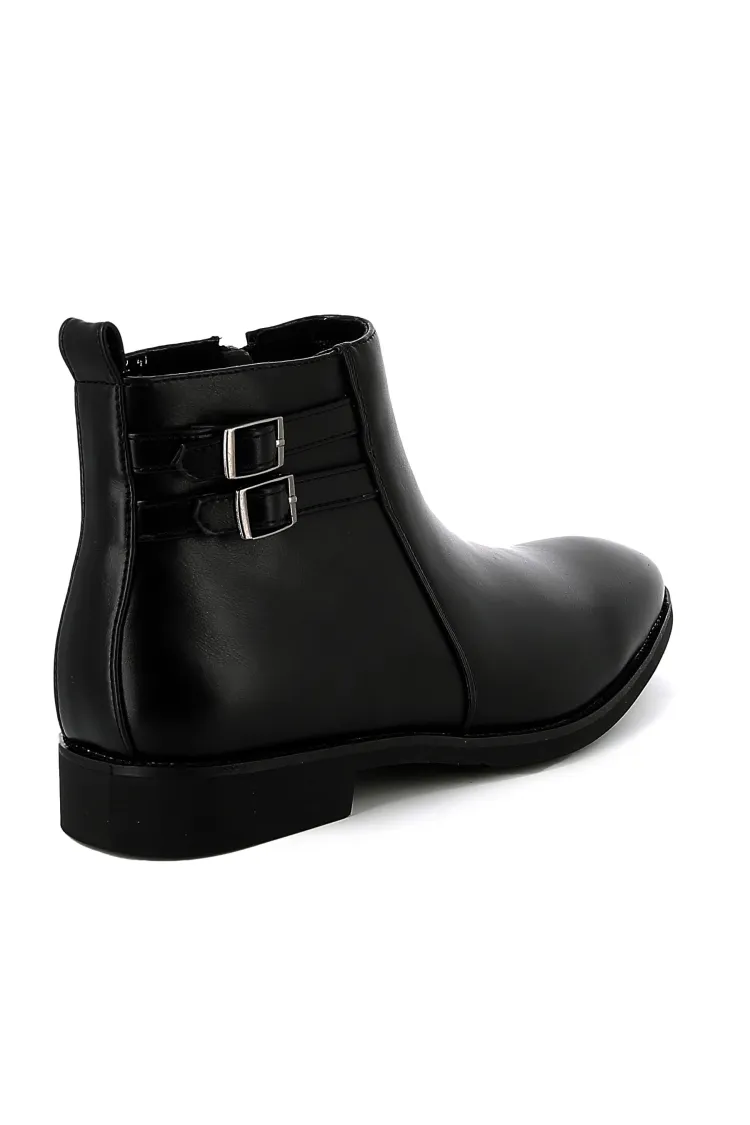 Bottines UOMO en Simili Cuir Noires avec boucles - Détails Distinctifs