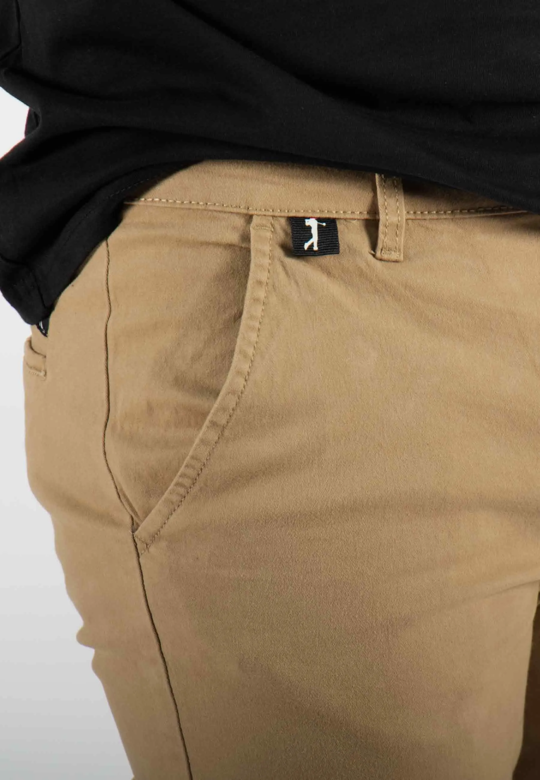 Short mi-long camel