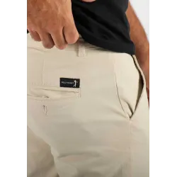 Short mi-long mastic