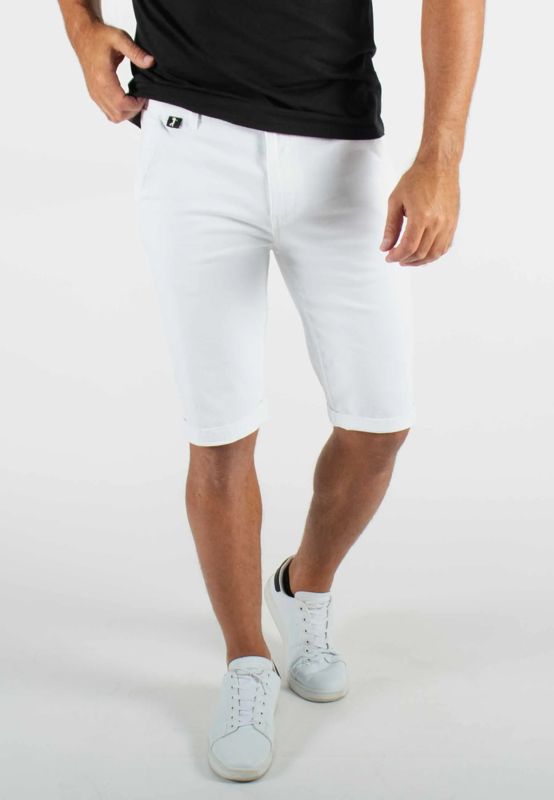 Short mi-long blanc