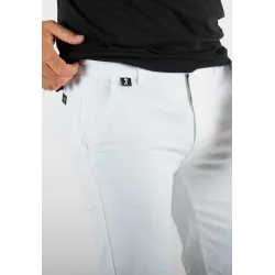 Short mi-long blanc